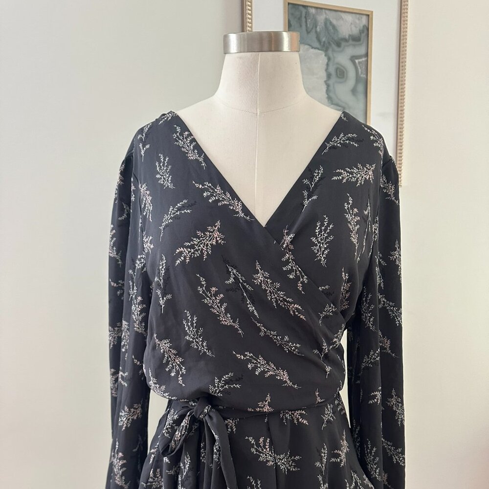 Loft Grey Floral Wrap Shirt, Size L NWT